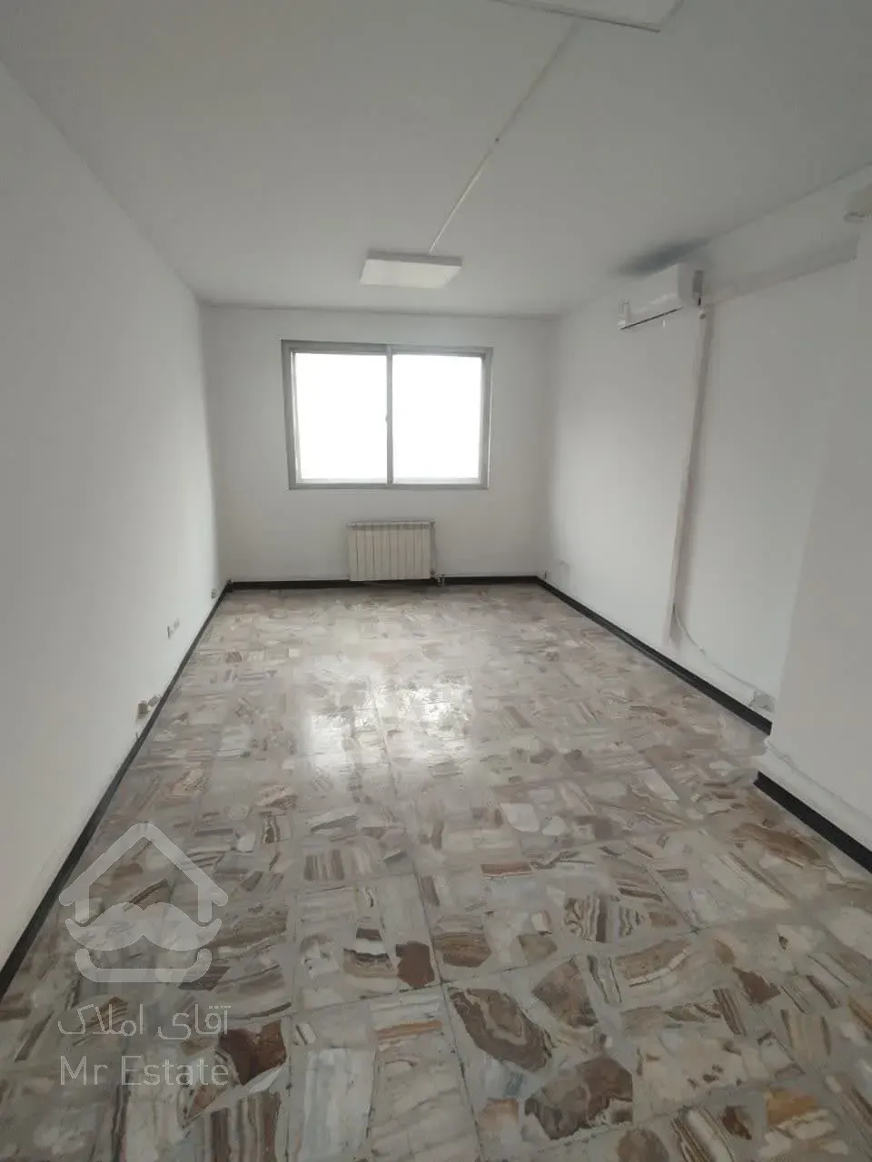 اجاره سنداداری      244 متر در چند واحد      وزرا