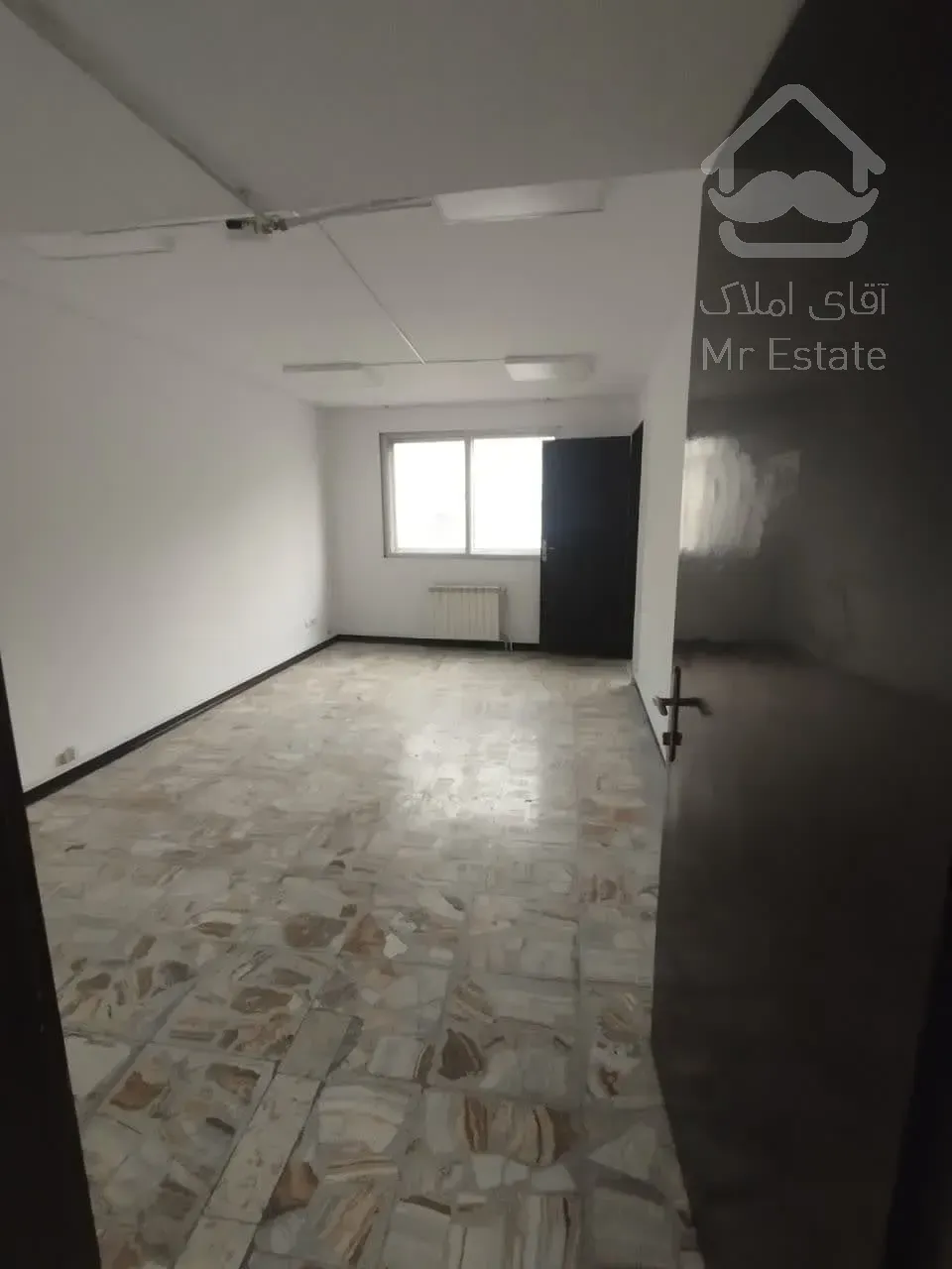 اجاره سند اداری       365متر         آرژانتین