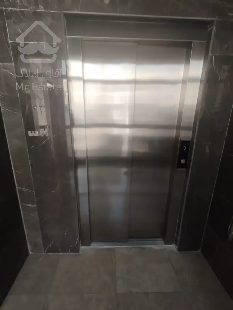 305 متر     موقعیت اداری      سنایی