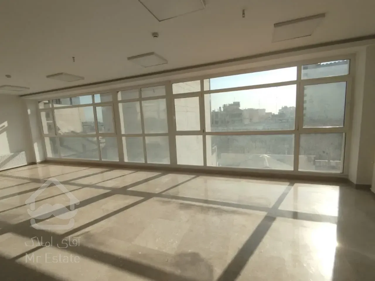 اجاره سنداداری       250 متر      وزرا