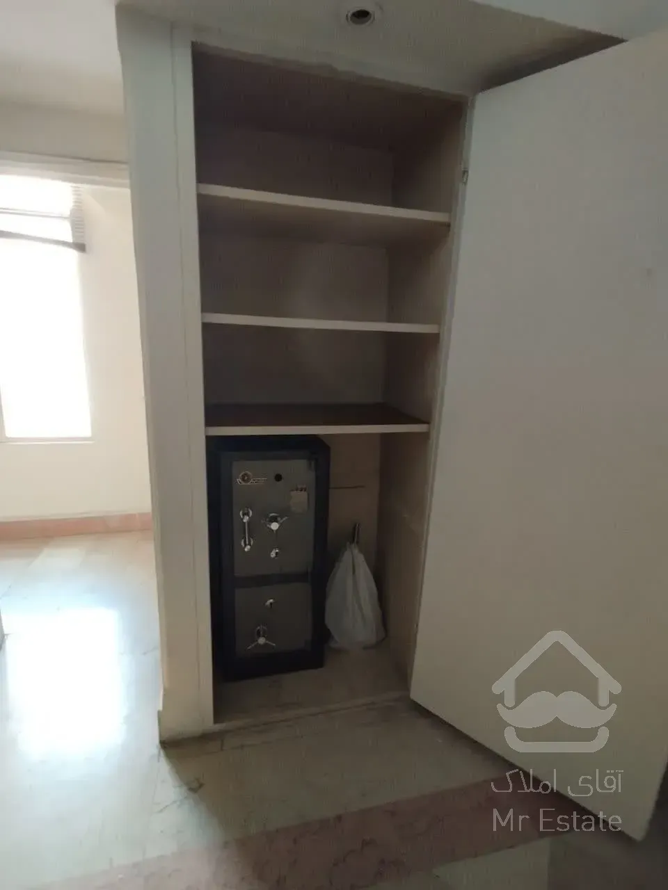 اجاره موقعیت اداری   74 متر   در کوه نور