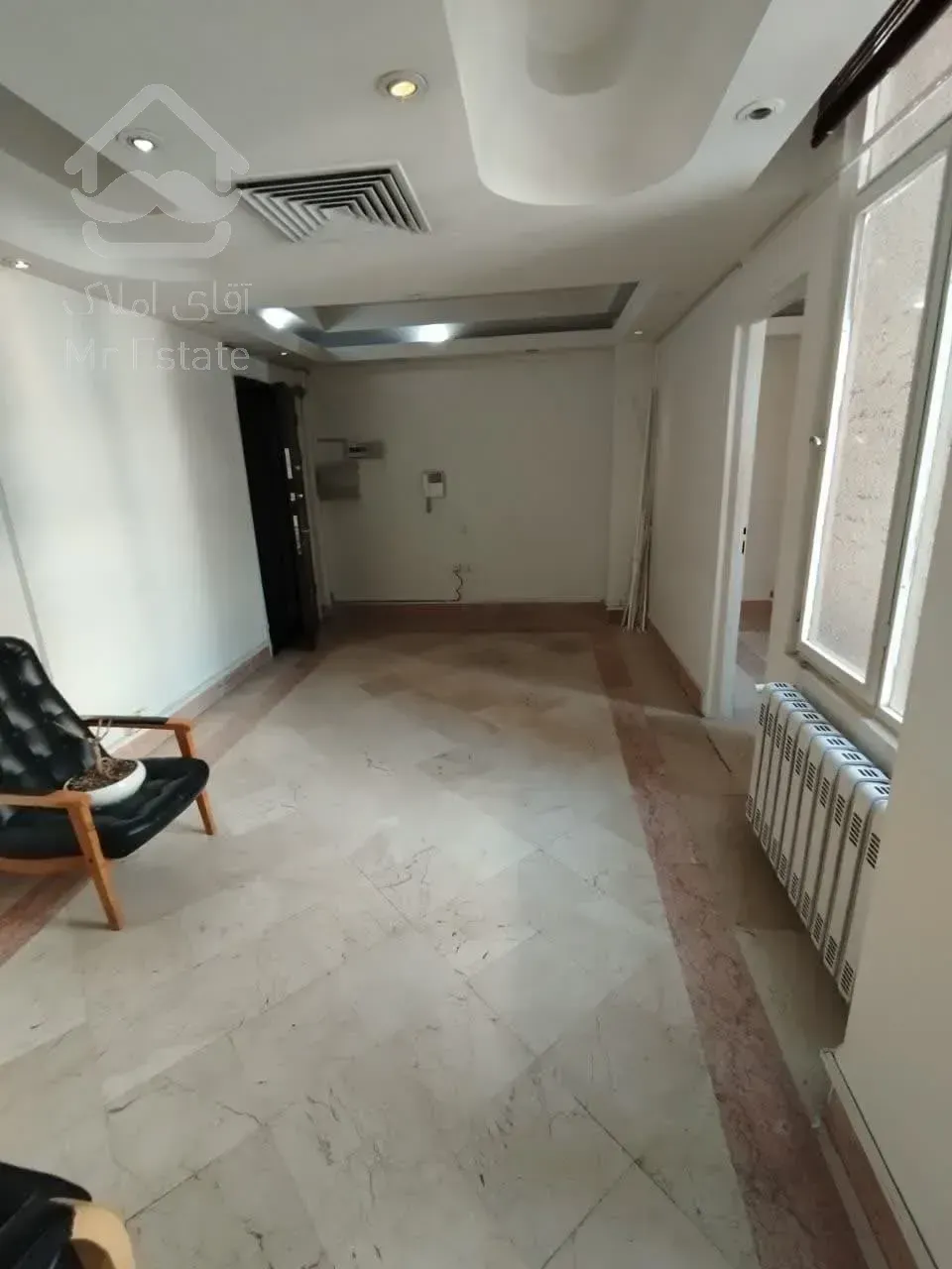 اجاره موقعیت اداری         65 متر       بخارست