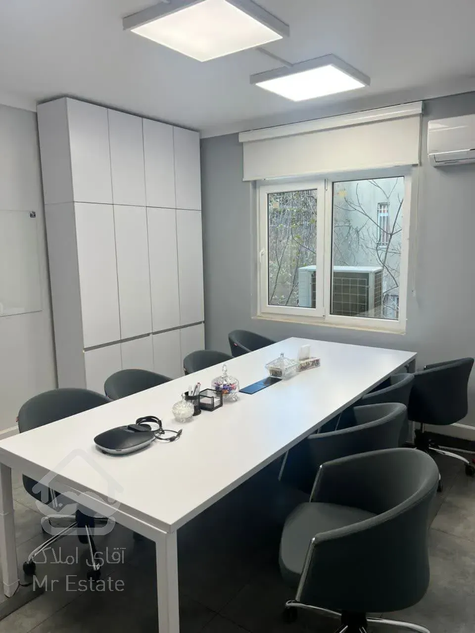 اجاره سند اداری     1200 متر      وزرا