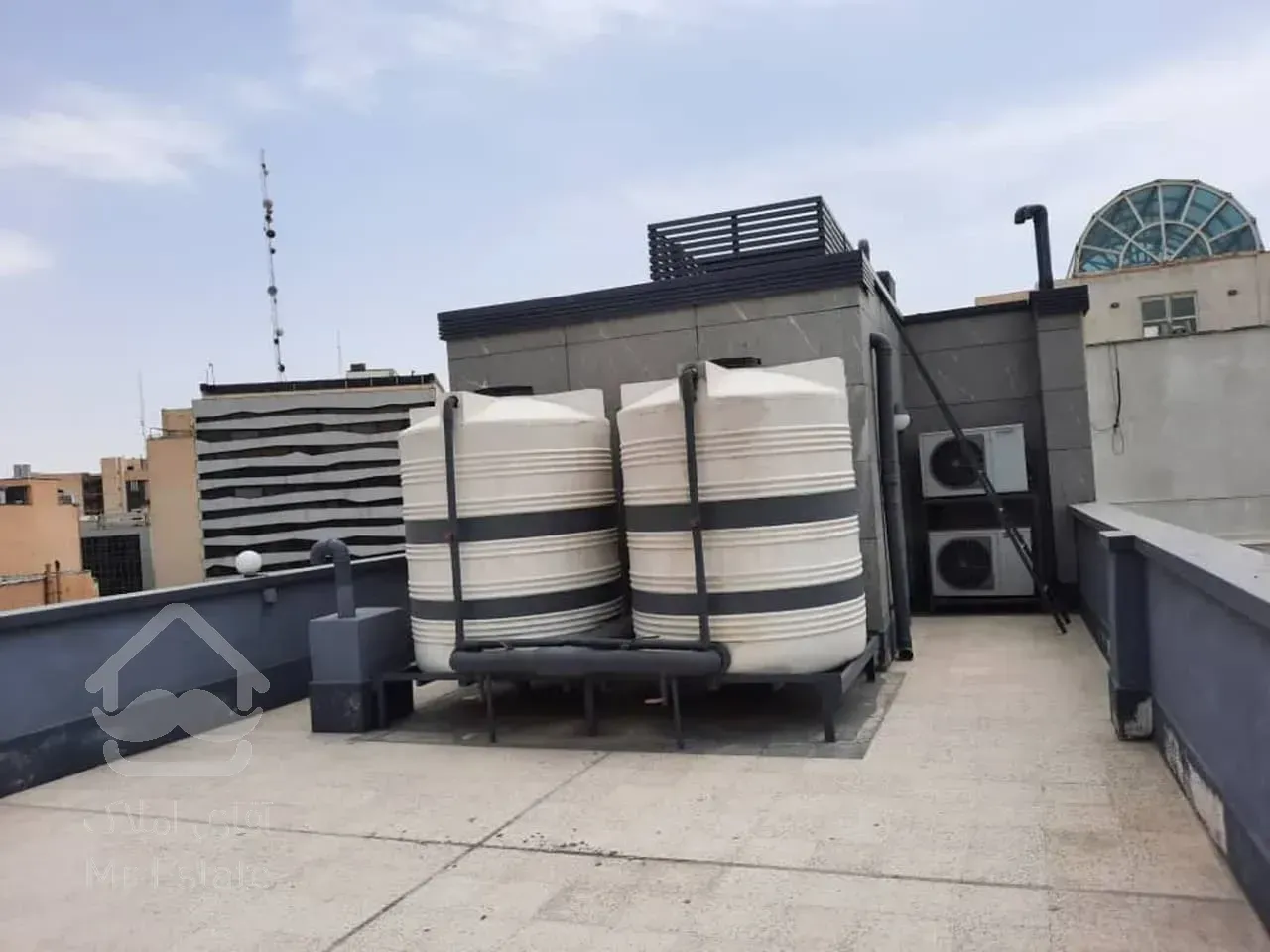 اجاره سند اداری     1200 متر      وزرا