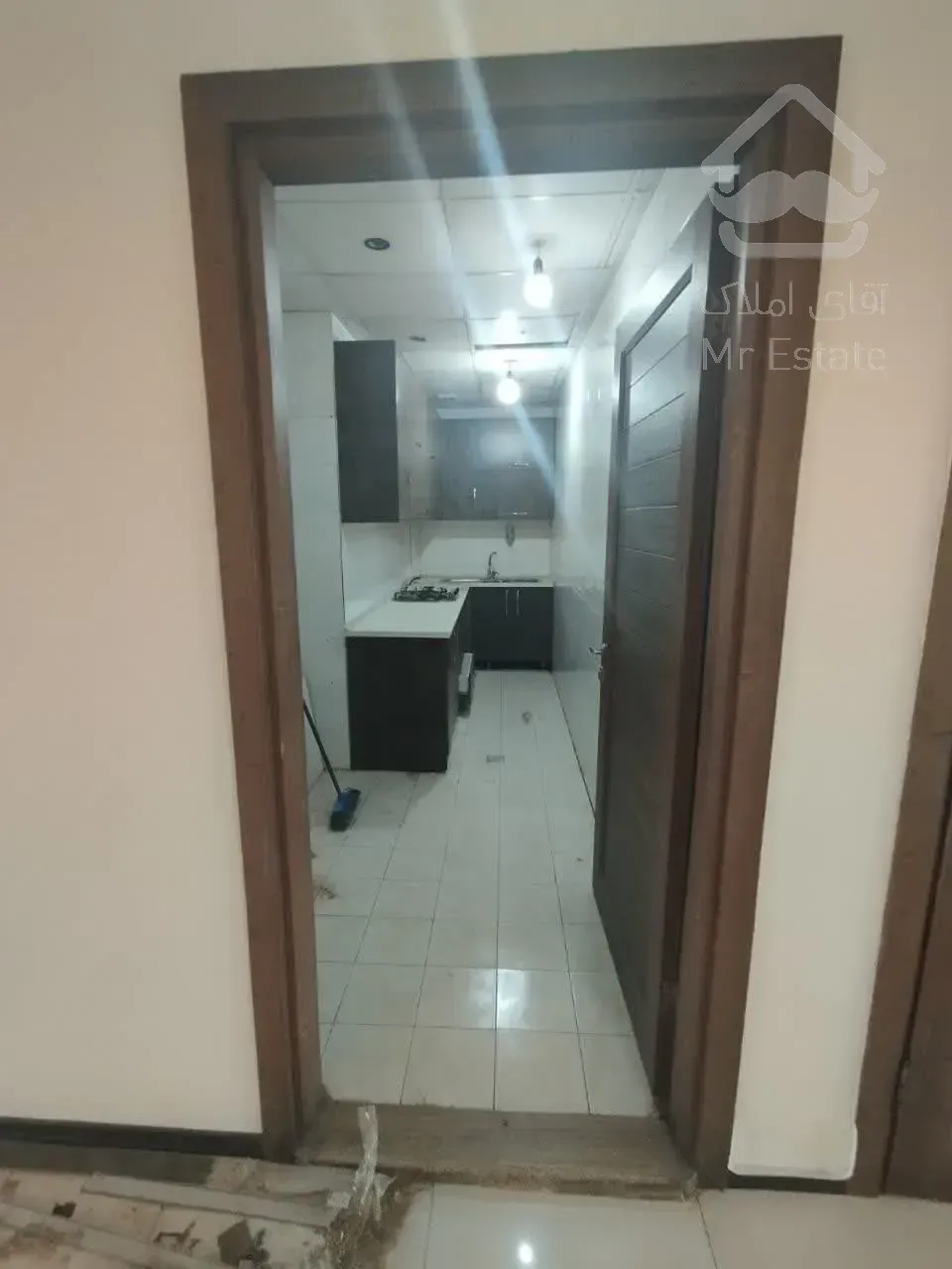 اجاره موقعیت اداری   200متر      در بخارست