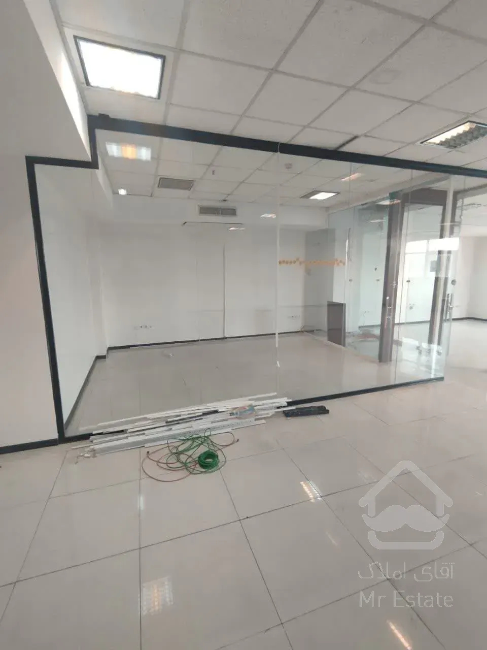 اجاره مستغلات      2526          بخارست