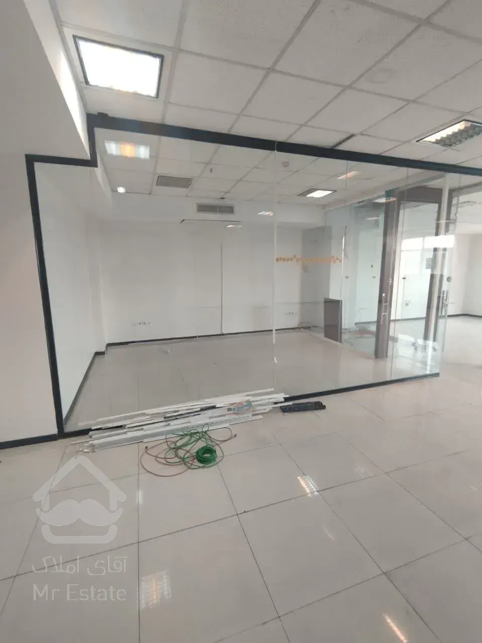 اجاره مستغلات سنداداری      2526 متر      بخارست