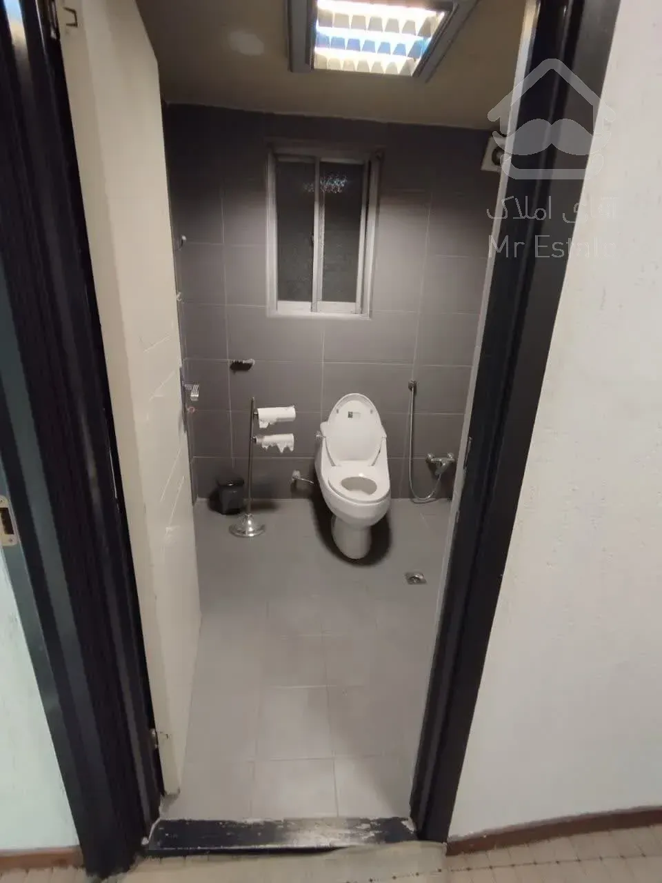 اجاره موقعیت اداری   85متر    در قائم مقام