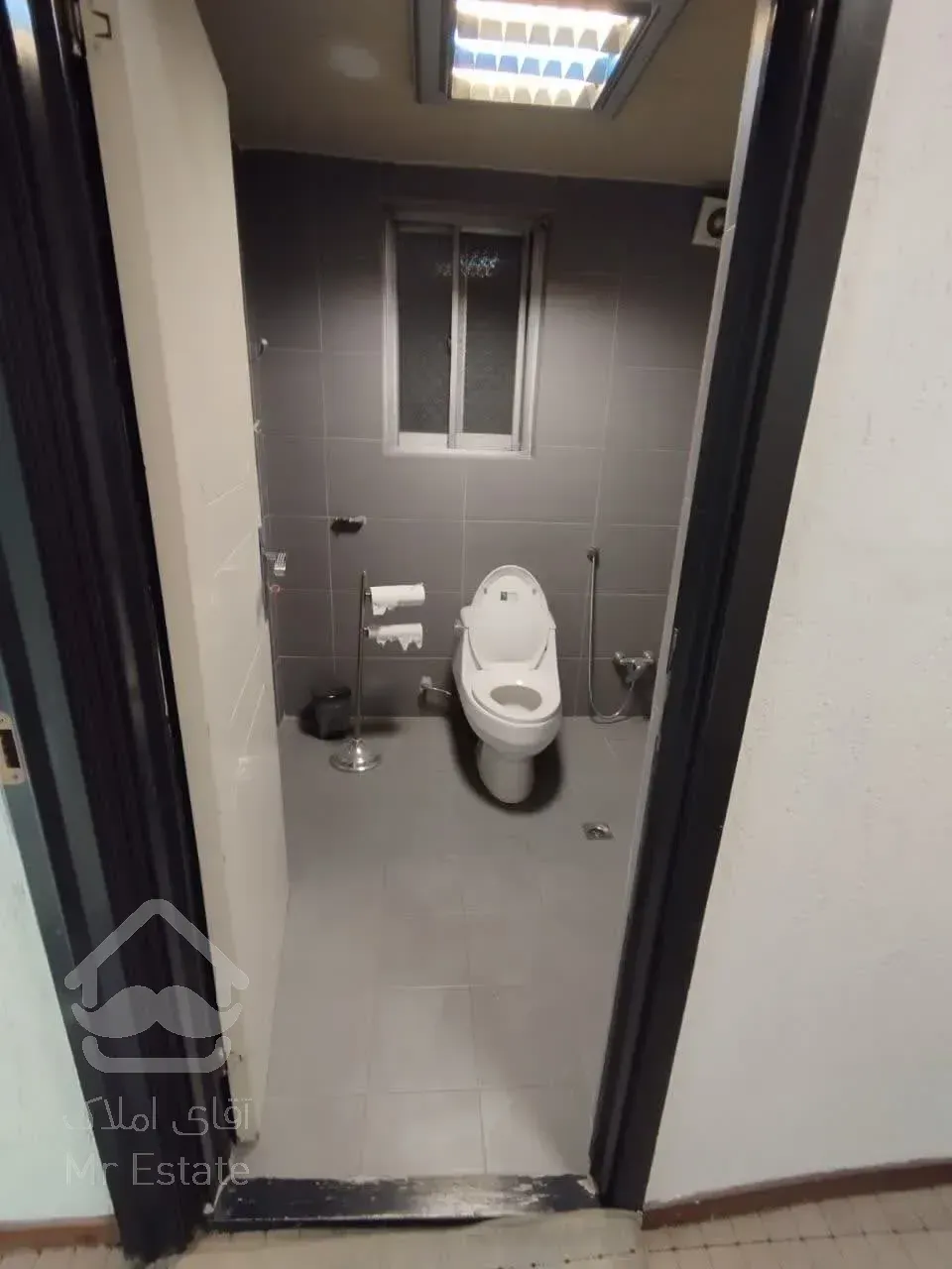 اجاره مسکونی       110 متر          مطهری