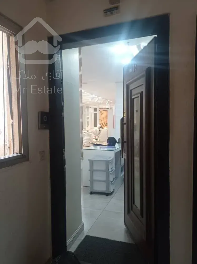 اجاره سنداداری مبله      80 متر        وزرا