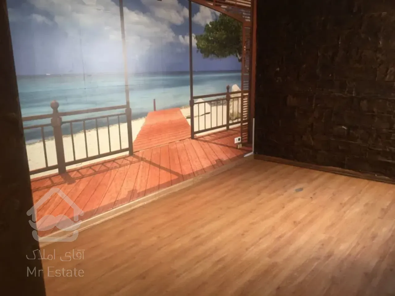 اجاره موقعیت اداری       85 متر         مطهری