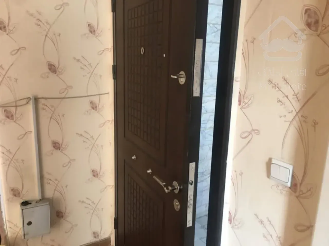 اجاره موقعیت اداری         95 متر           مطهری