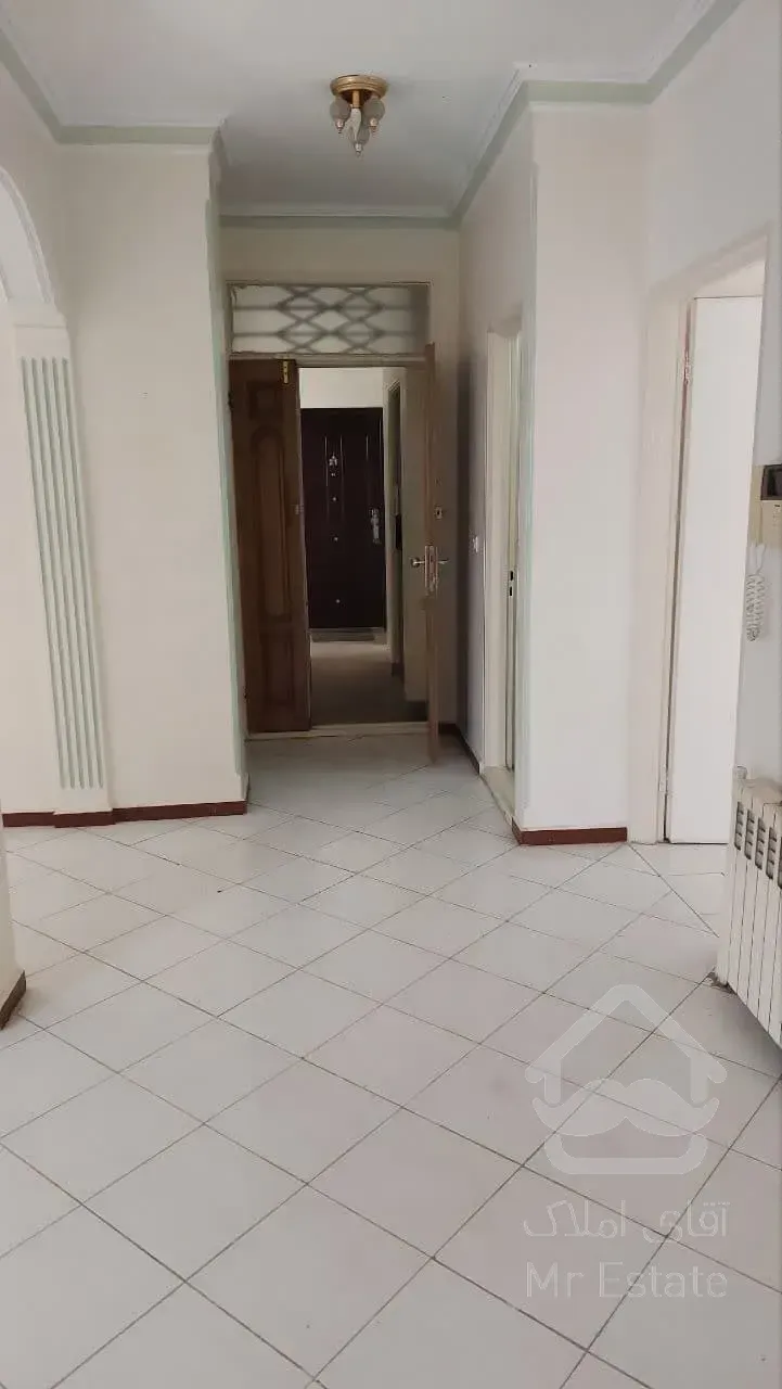 150 متر   موقعیت اداری      میرزای شیرازی