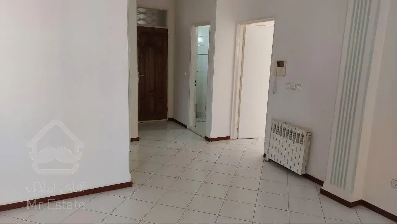 150 متر   موقعیت اداری      میرزای شیرازی