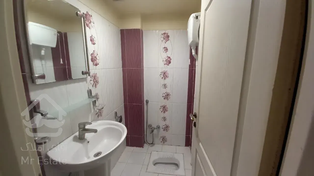 150 متر   موقعیت اداری      میرزای شیرازی