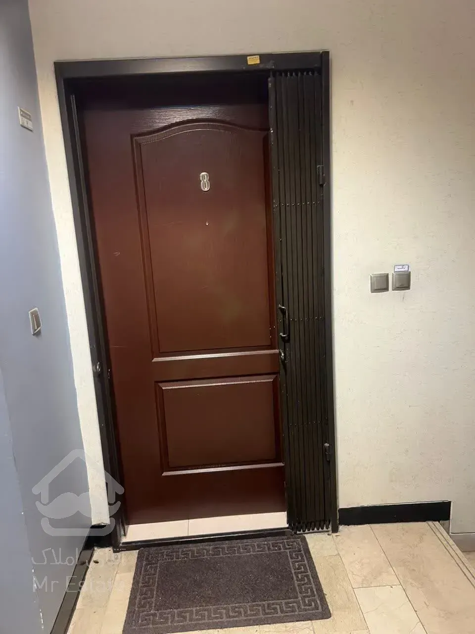 مستغلات اداری     500متر        وزرا