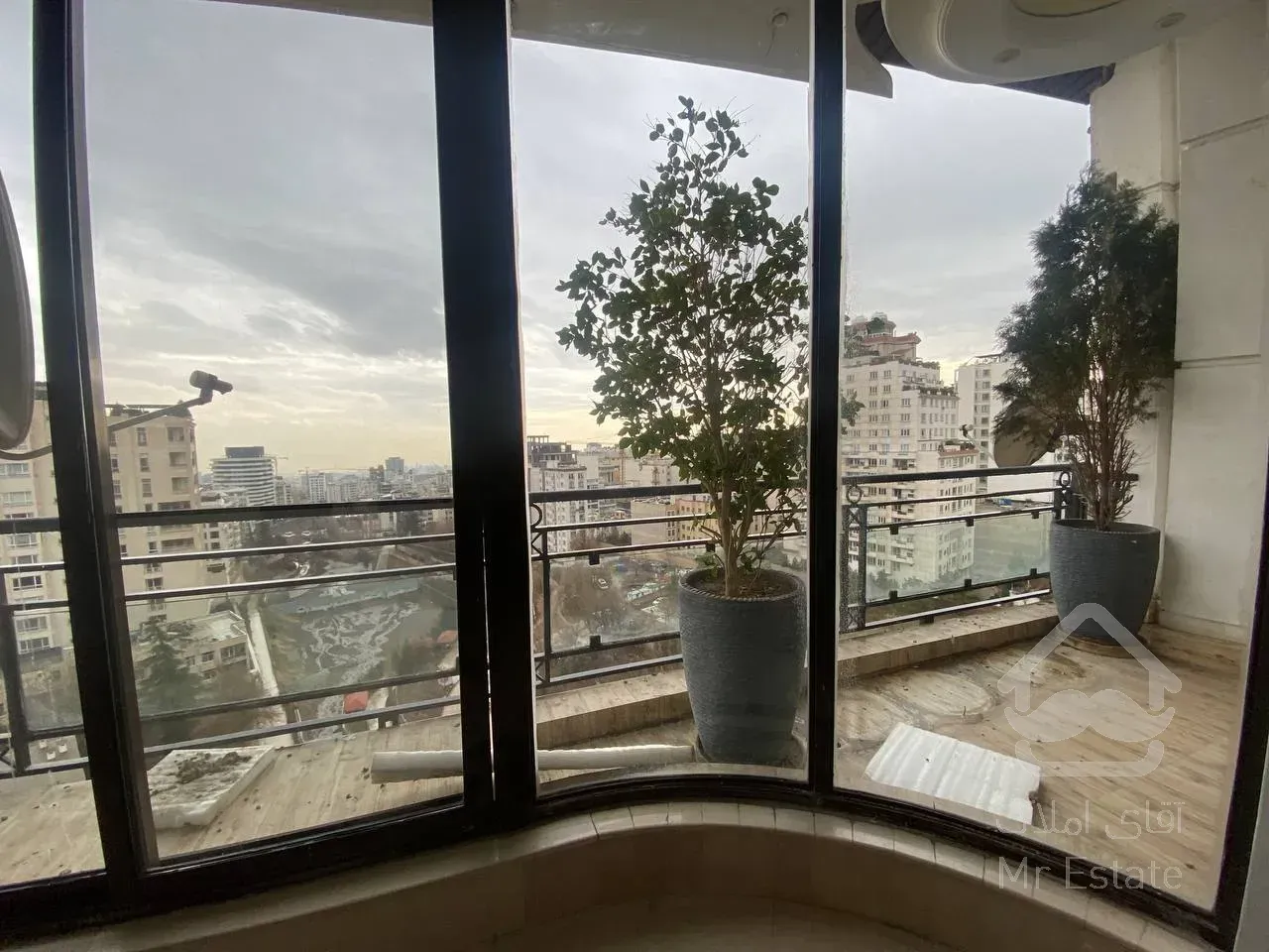 فروش پنت هاوس 240 متری در ولنجک