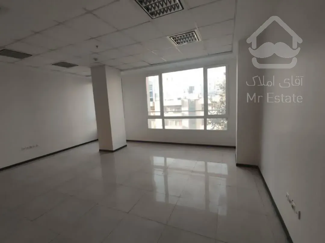 اجاره سنداداری        2526 متر        بخارست