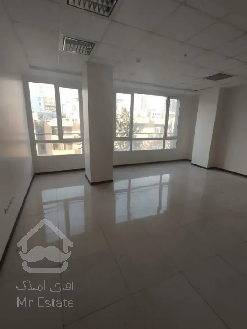 اجاره موقعیت اداری           305 متر       قائم مقام