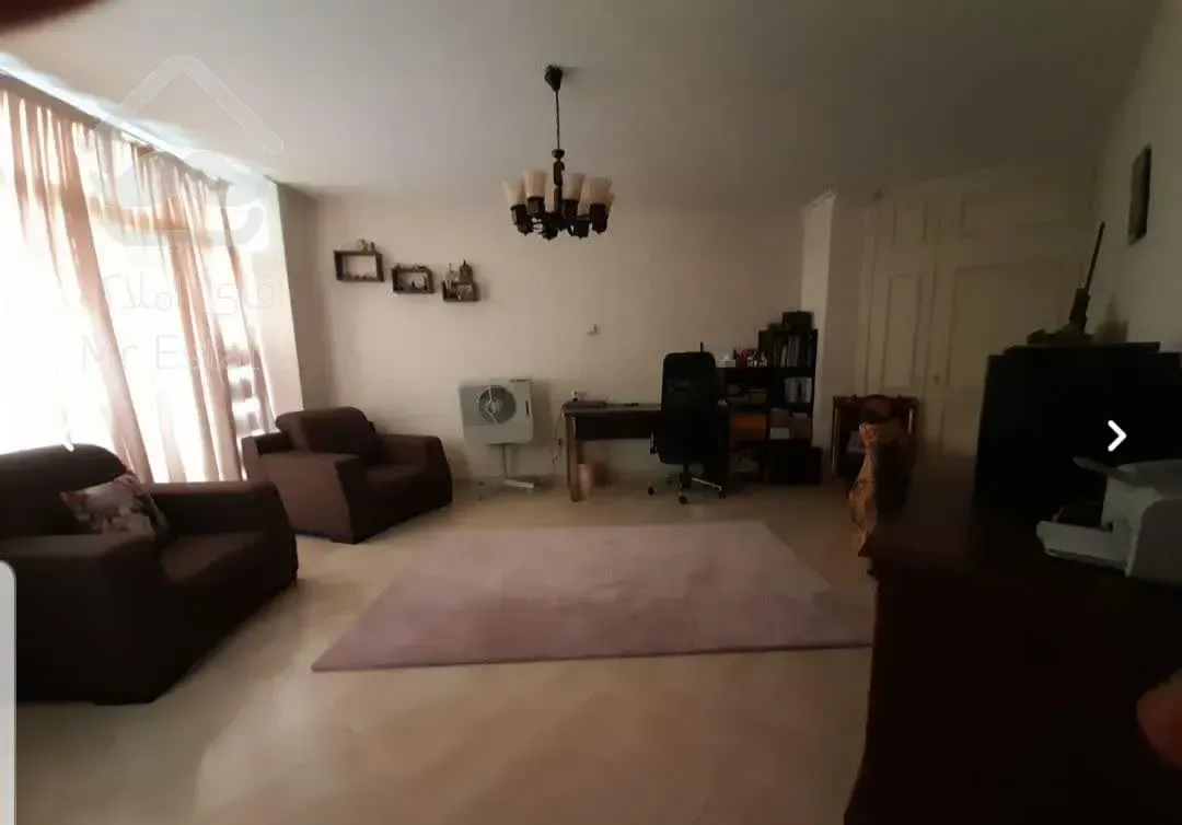 اجاره مسکونی      250 متر        وزرا