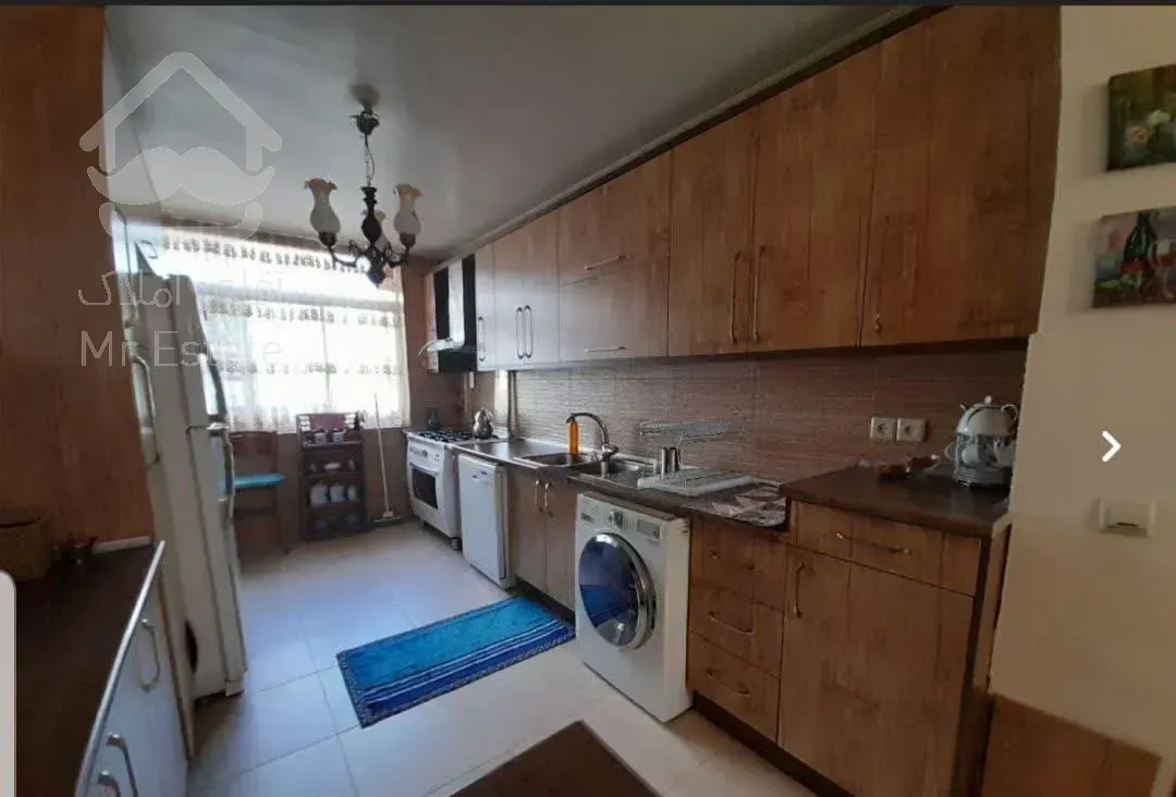 200 متر    مسکونی        یوسف آباد