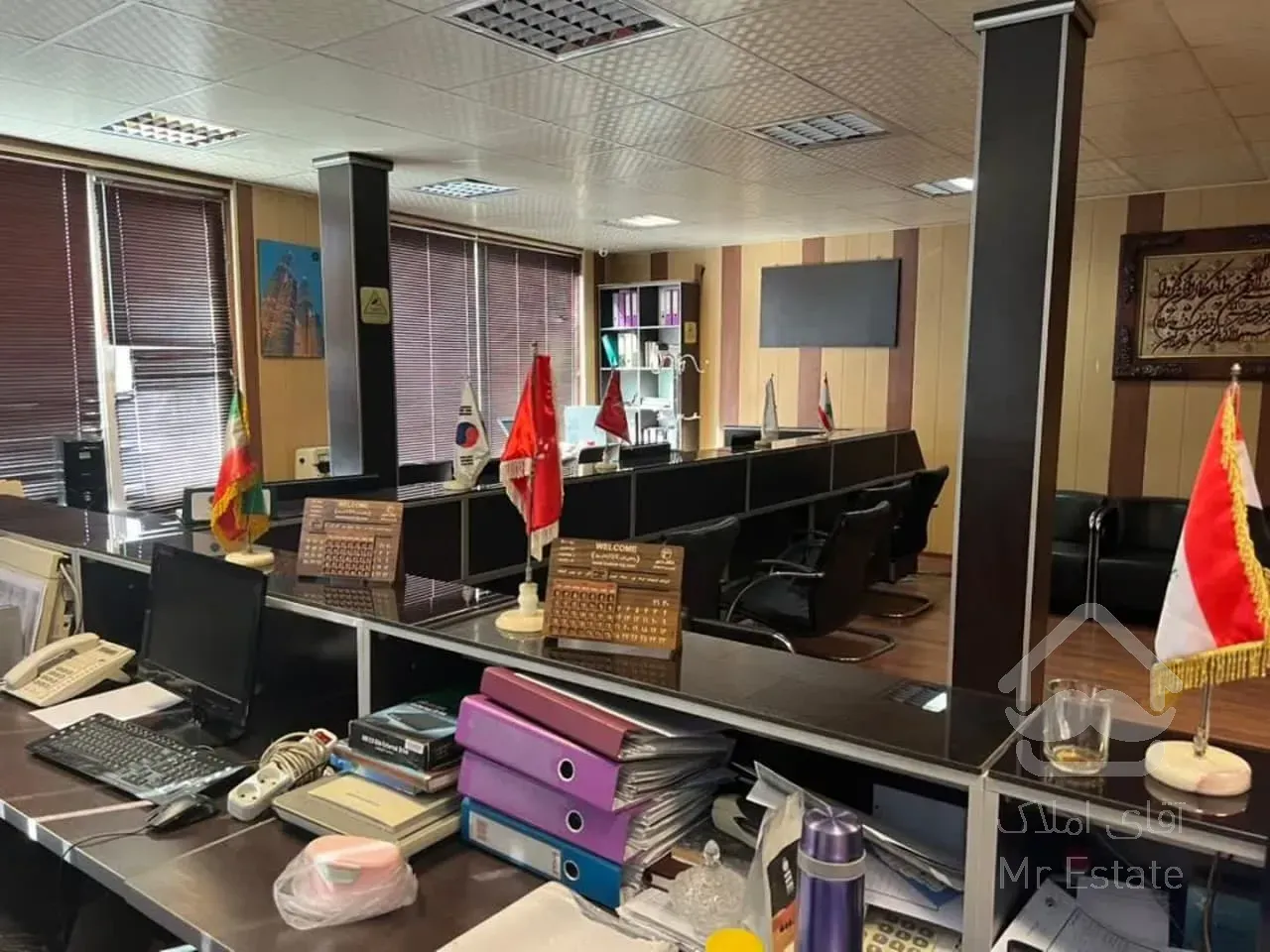 اجاره سنداداری     86 متر    در میرزای شیرازی