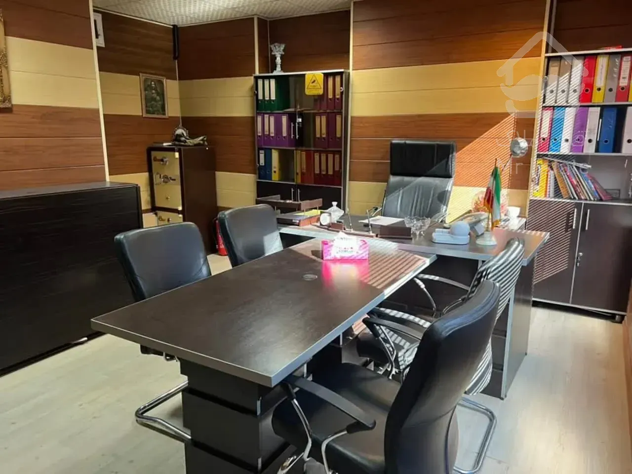 اجاره سنداداری     86 متر    در میرزای شیرازی