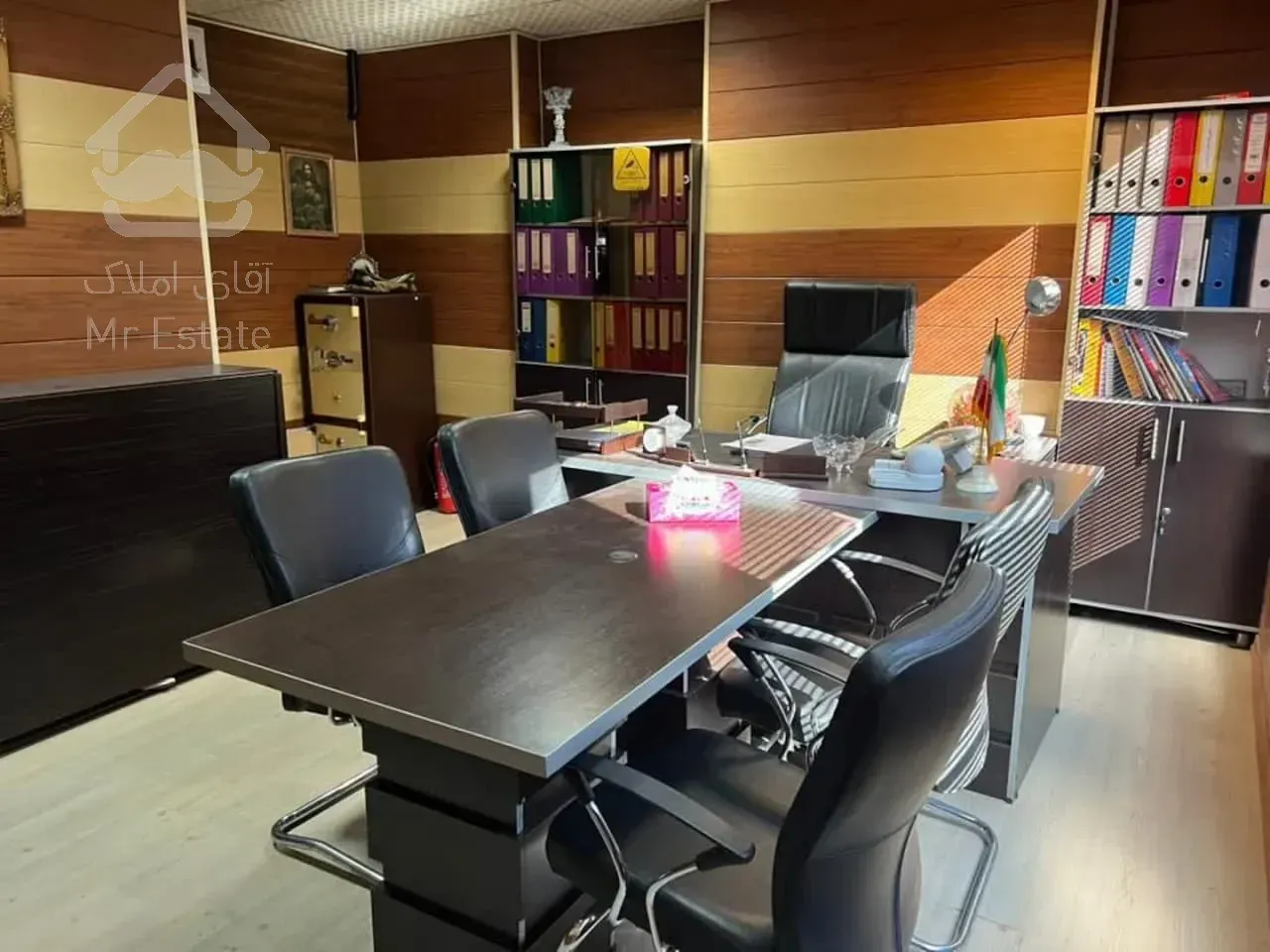 80 متر   موقعیت اداری     وزرا