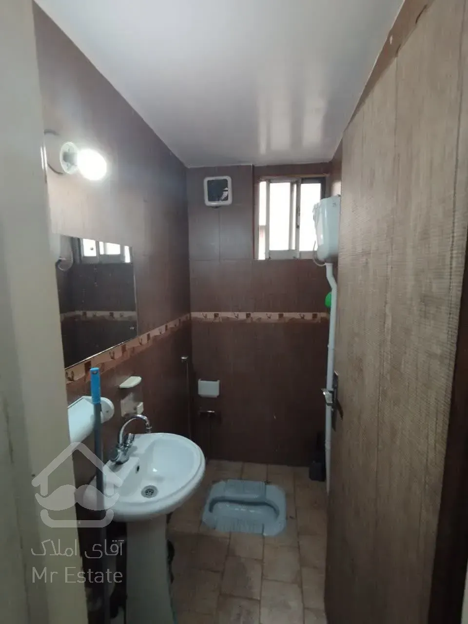 اجاره موقعیت اداری       95 متر      مطهری