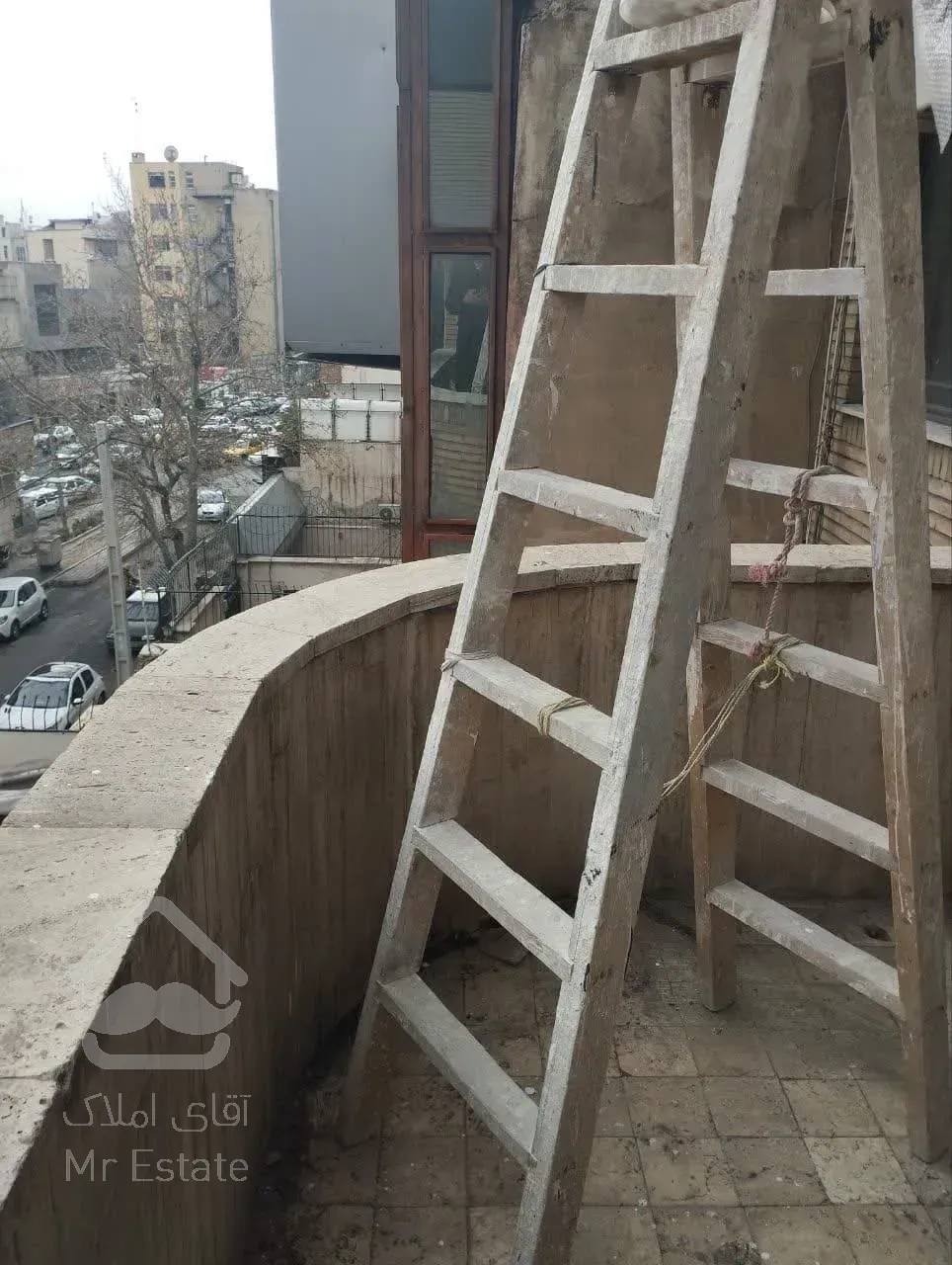 اجاره موقعیت اداری     95 متر       مطهری