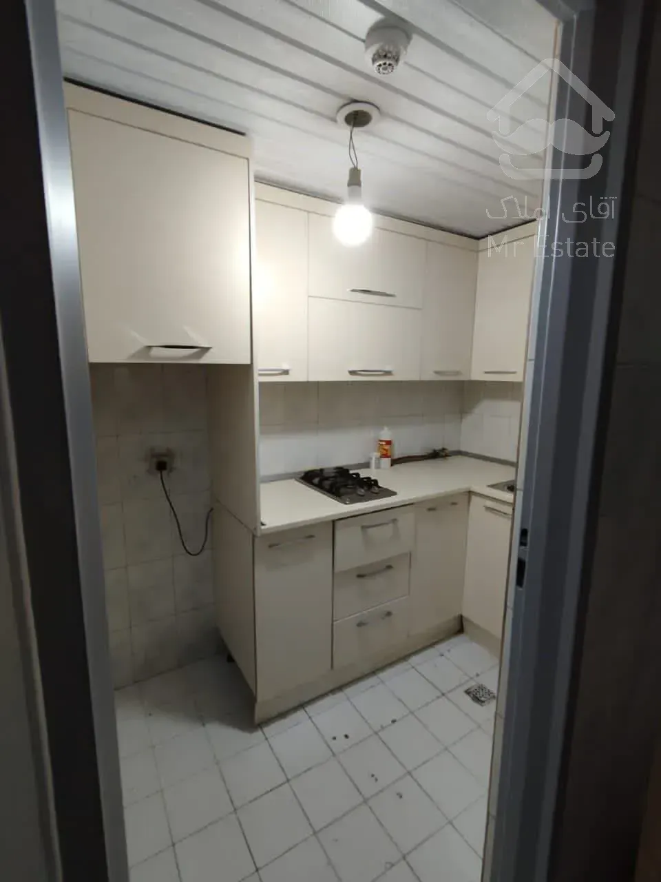 اجاره موقعیت اداری      150 متر      آرژانتین