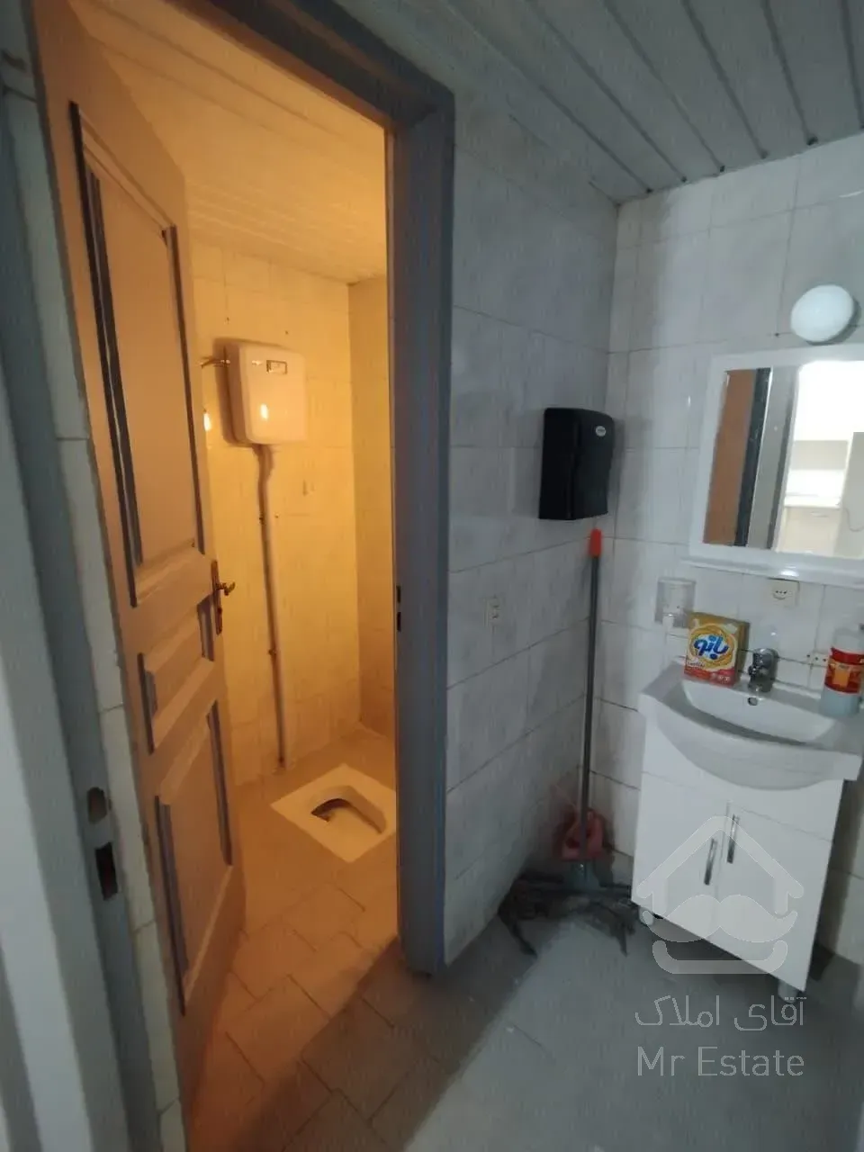 اجاره موقعیت اداری      150 متر      آرژانتین