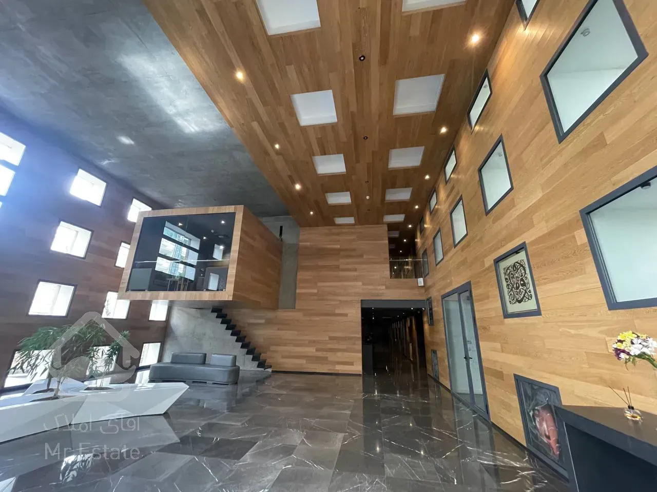 فروش آپارتمان 260 متری در زعفرانیه