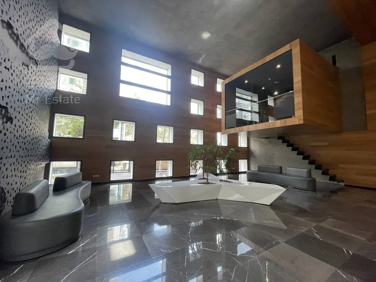 فروش آپارتمان 260 متری در زعفرانیه