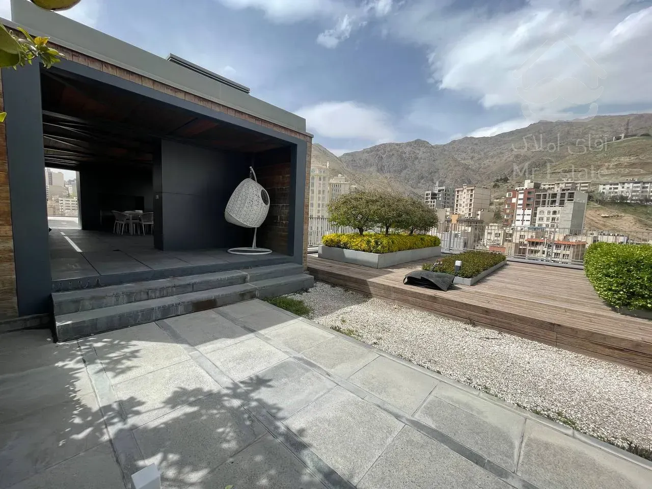 فروش آپارتمان 260 متری در زعفرانیه