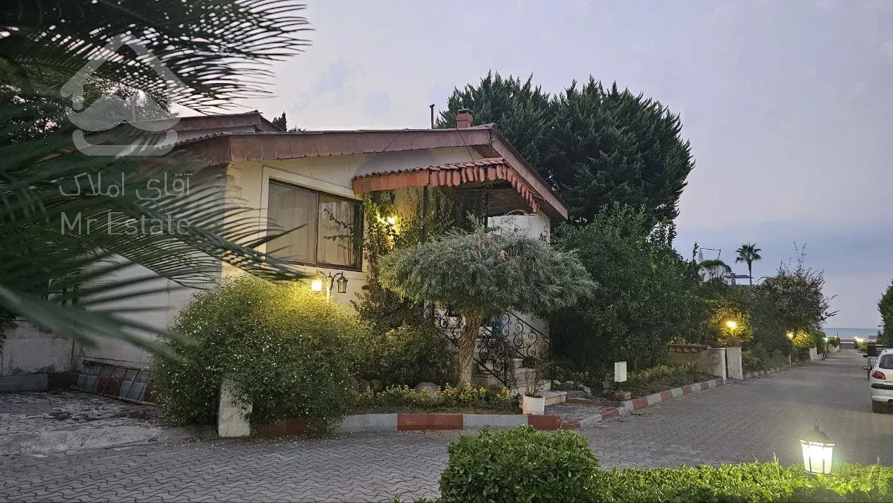 ویلا ساحلی فروشی