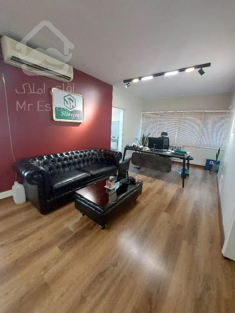 اجاره موقعیت اداری          107 متر        سنایی