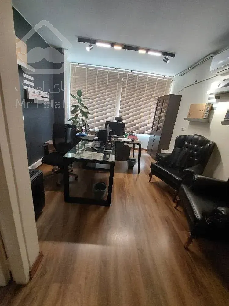 اجاره موقعیت اداری        107 متر       سنایی