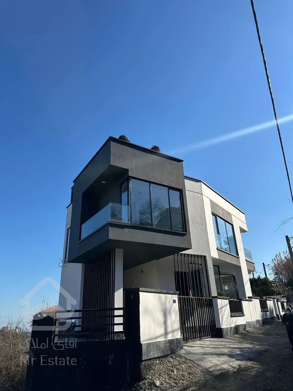 فروش ویلای مدرن لرسانور