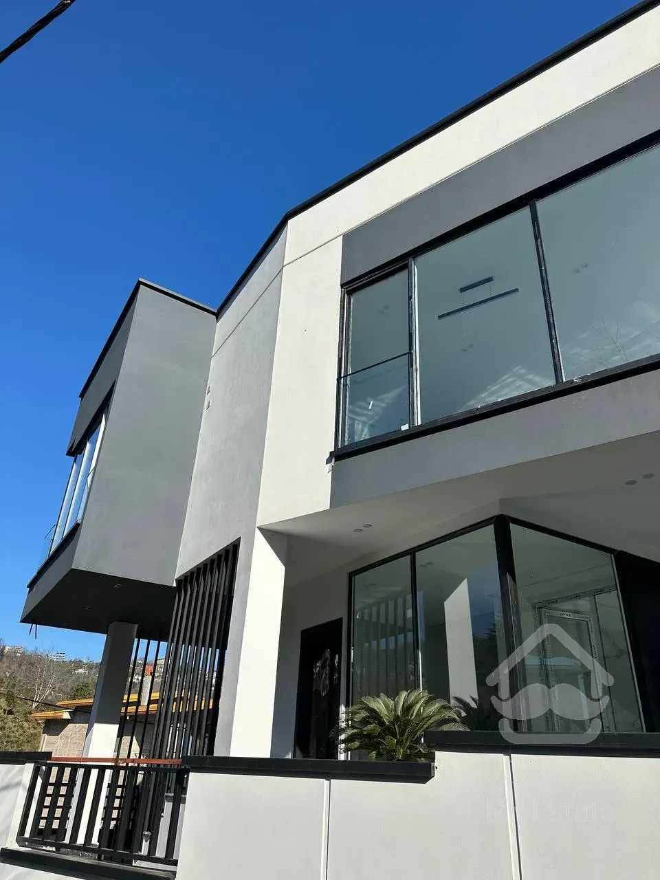 فروش ویلای مدرن لرسانور