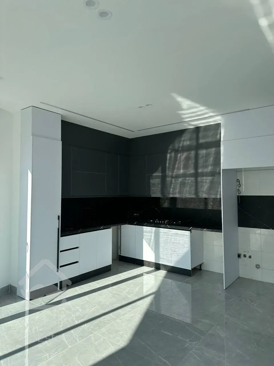 فروش ویلای مدرن لرسانور