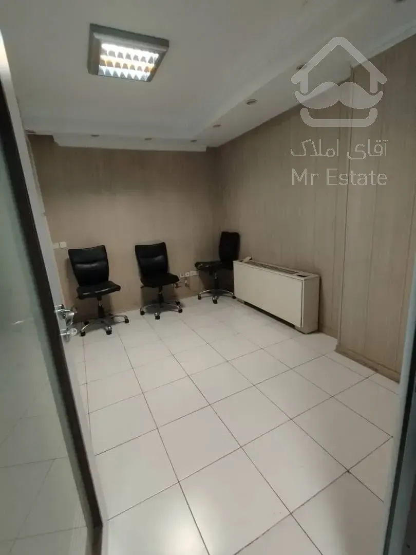 اجاره موقعیت اداری       150 متر        مفتح