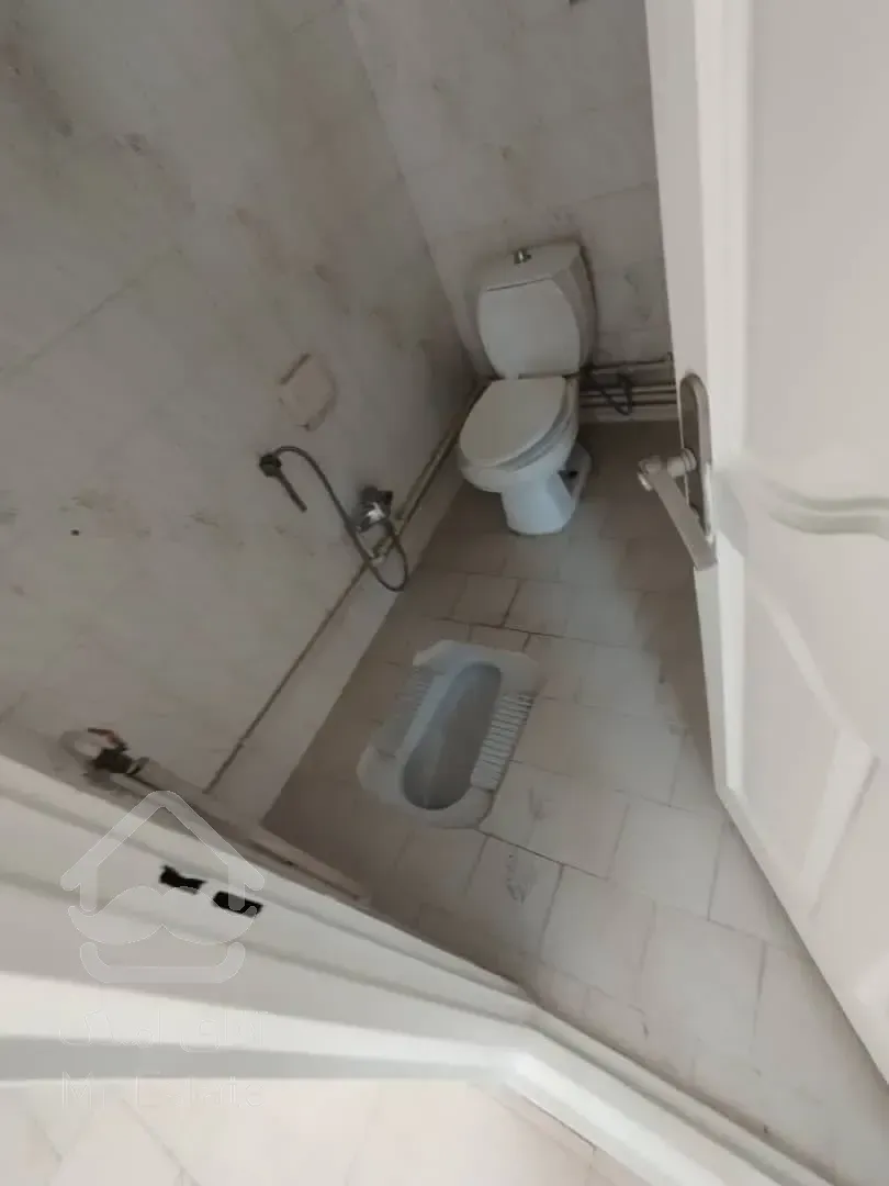 اجاره مسکونی      110 متر        مطهری