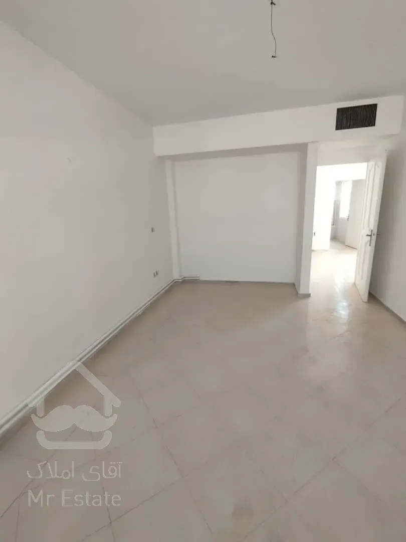 اجاره مسکونی          110 متر        مطهری