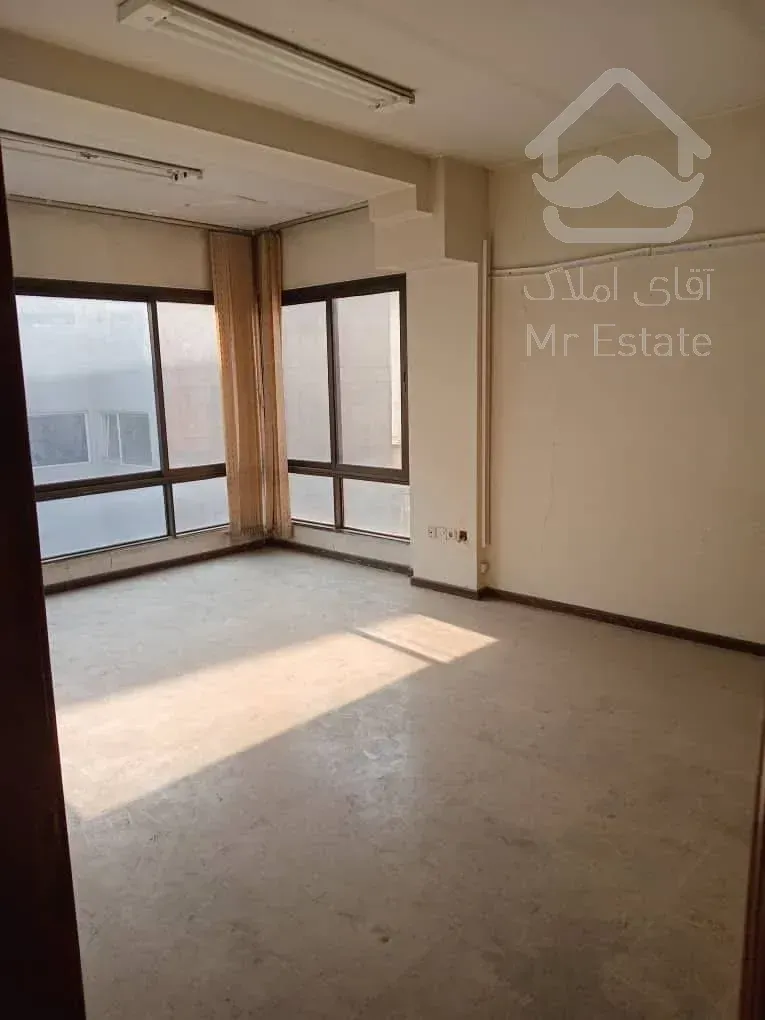فروش موقعیت اداری       154 متر       سنایی