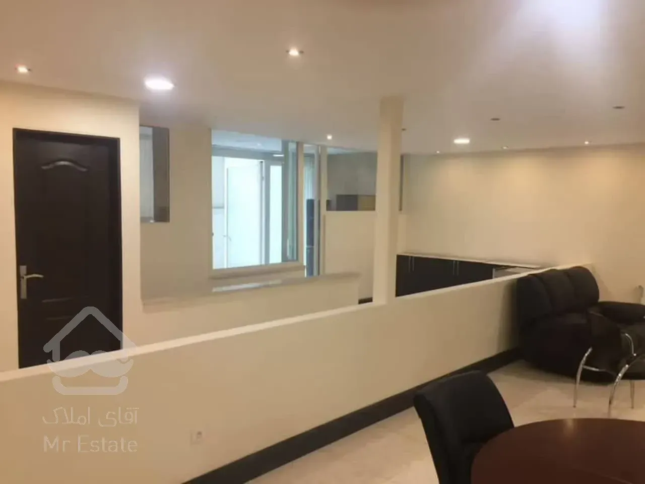 اجاره سنداداری         250 متر        وزرا