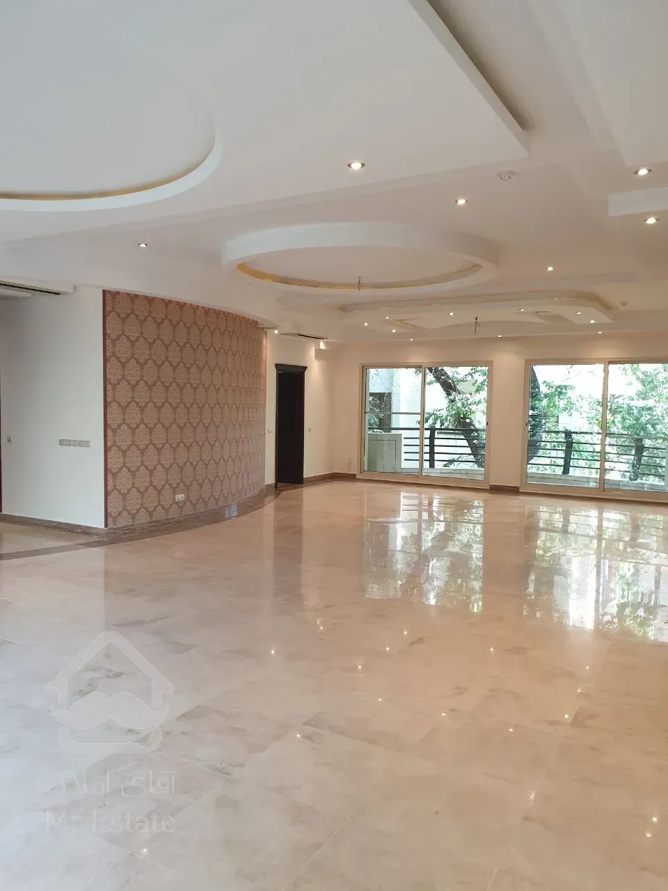 اجاره آپارتمان 420 متری در فرشته