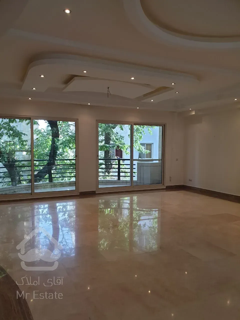 اجاره آپارتمان 420 متری در فرشته