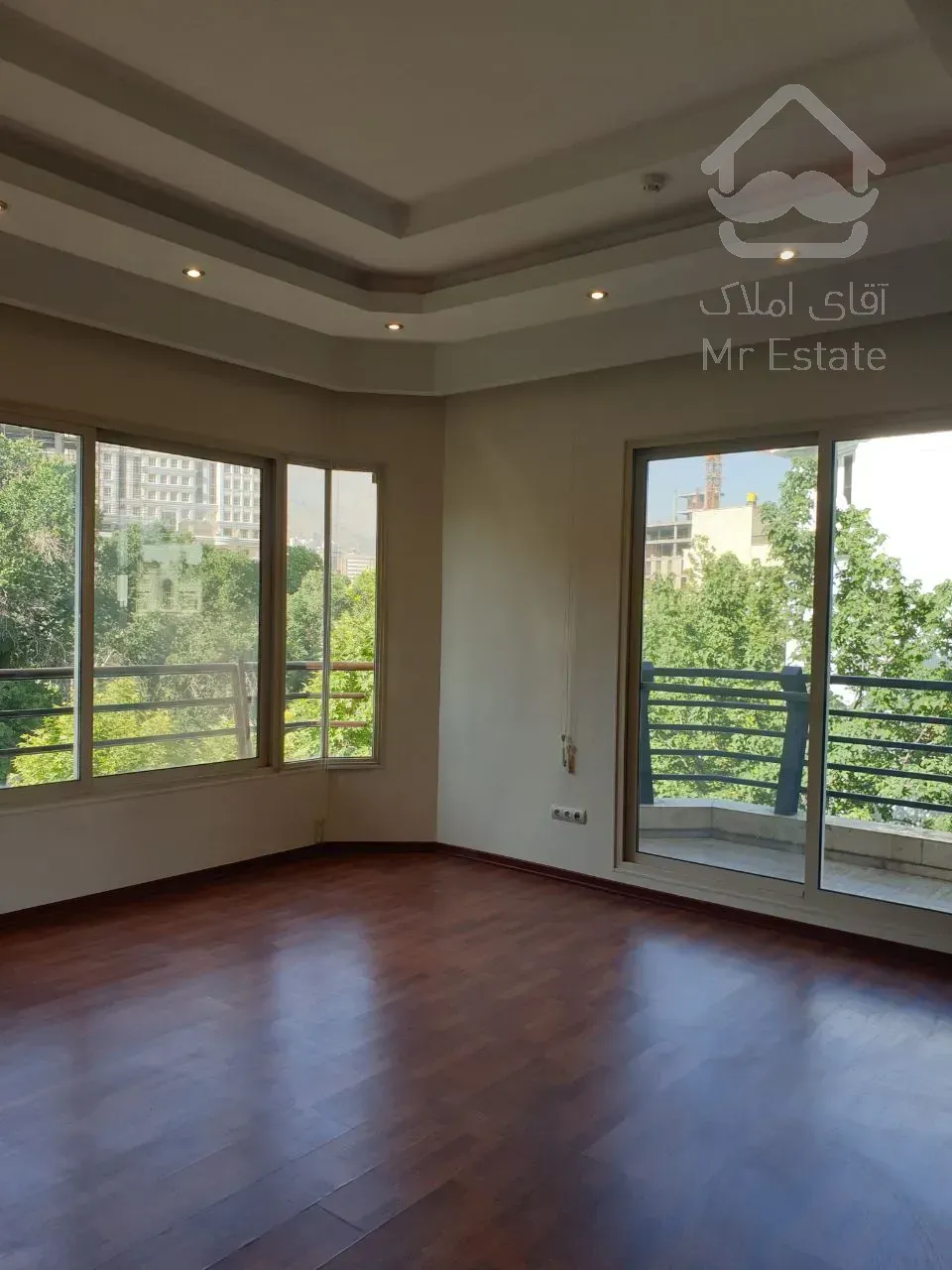 اجاره آپارتمان 420 متری در فرشته