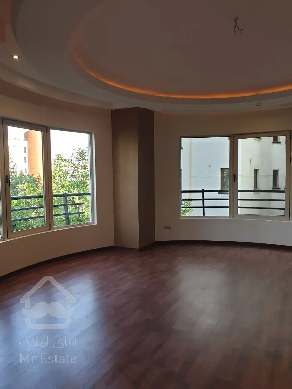 اجاره آپارتمان 420 متری در فرشته